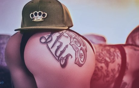 Naakte gelekte OnlyFans-foto van Mrsink