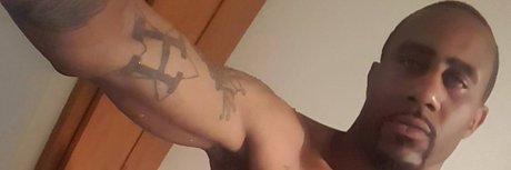 Naakte gelekte OnlyFans-foto van Mrklimaxxx