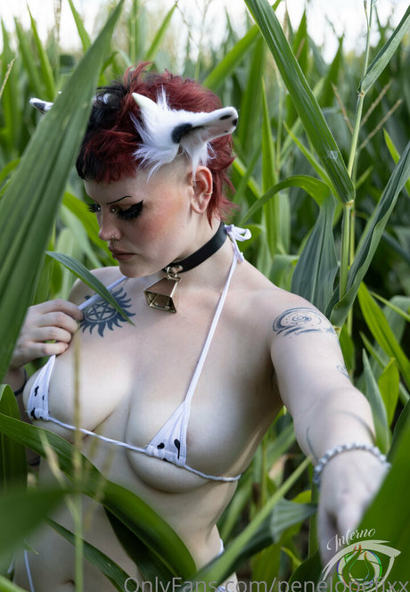 Naakte gelekte OnlyFans-foto van Penelopefixx