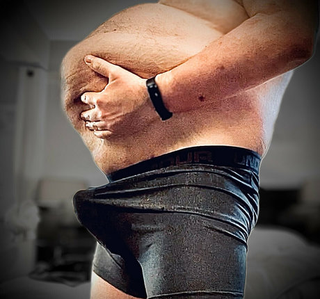 Naakte gelekte OnlyFans-foto van Bigbichub85