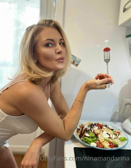 Naakte gelekte OnlyFans-foto van Xmommynina