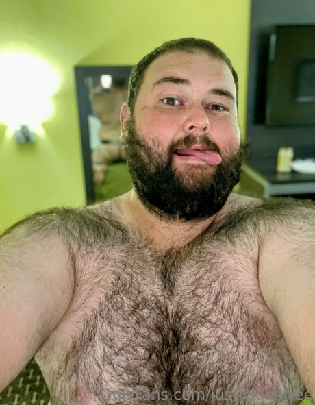 Naakte gelekte OnlyFans-foto van Justfckin4free