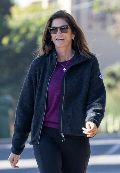 Naakte gelekte OnlyFans-foto van Cindy Crawford