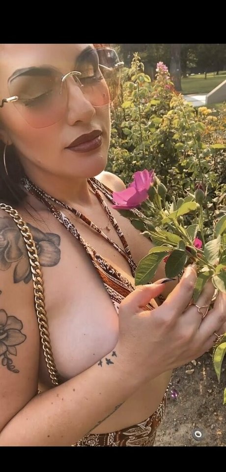 Naakte gelekte OnlyFans-foto van Hdexperience