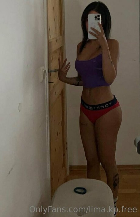 Naakte gelekte OnlyFans-foto van Limakpfree