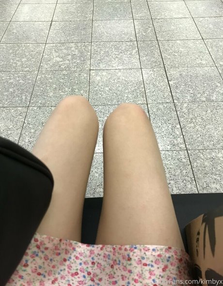 Naakte gelekte OnlyFans-foto van Kimbyx