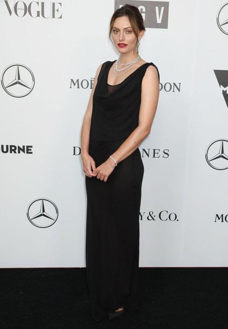 Phoebe Tonkin