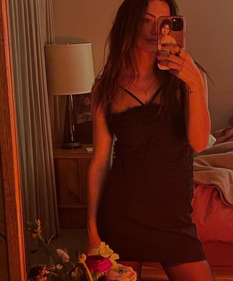 Phoebe Tonkin