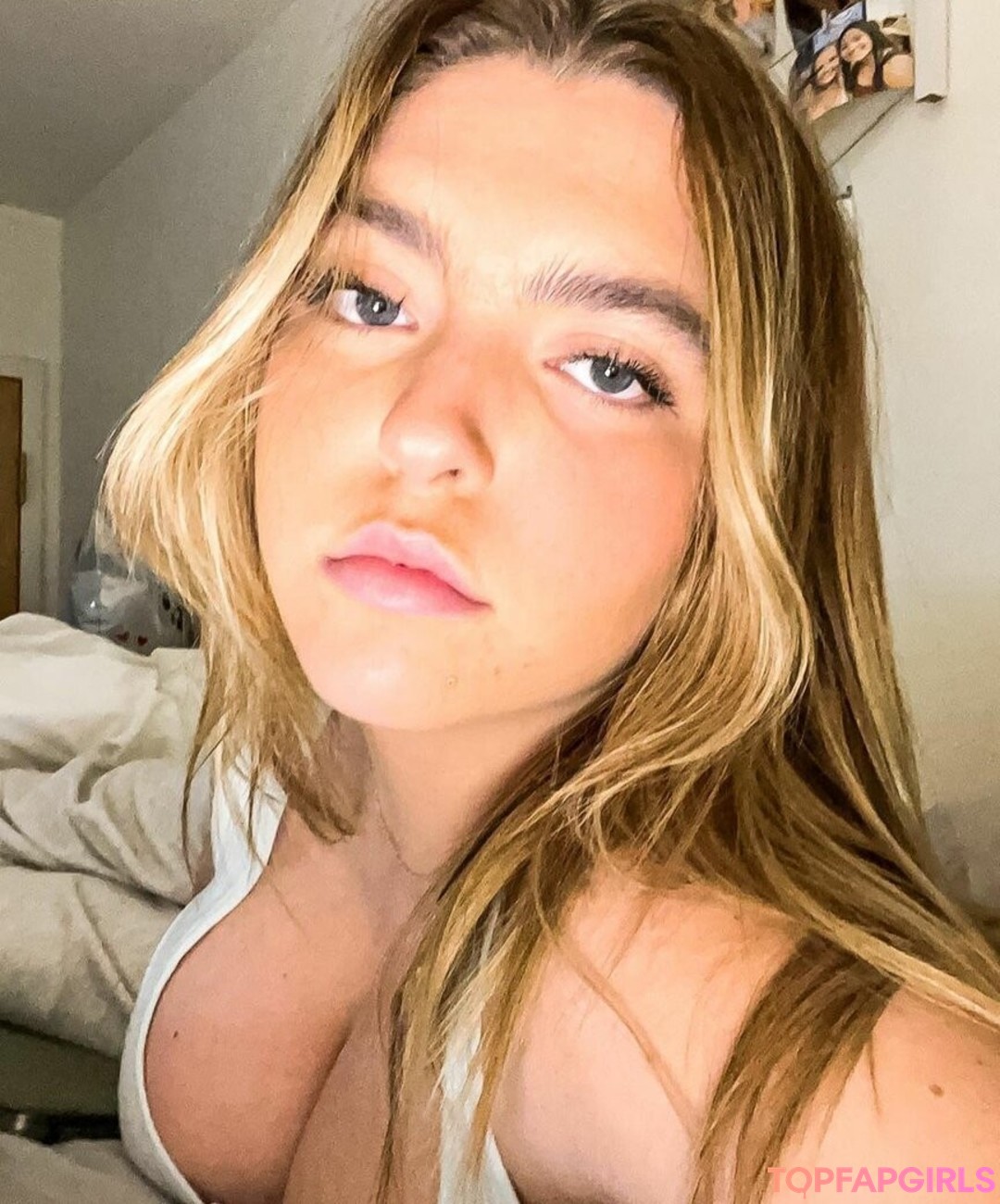 Naakte gelekte OnlyFans-foto van Sierra Bellingar #114 Naakte gelekte OnlyFans-foto van Sierra Bellingar #114