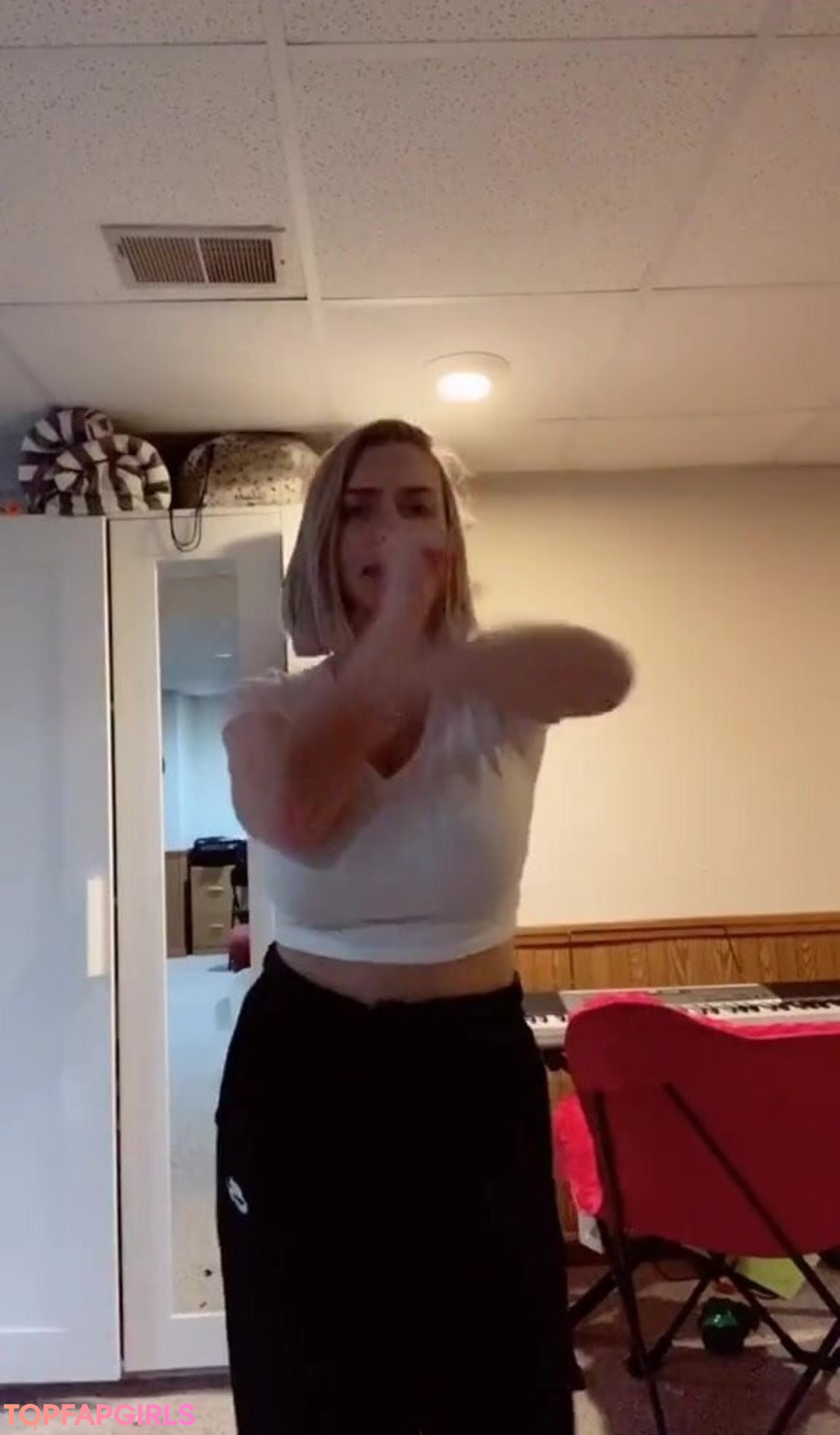 Naakte gelekte OnlyFans-foto van Sierra Bellingar #280 Naakte gelekte OnlyFans-foto van Sierra Bellingar #280