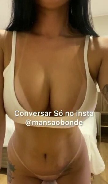 Naakte gelekte OnlyFans-foto van Carol Machado