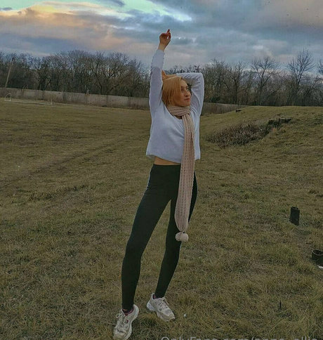Naakte gelekte OnlyFans-foto van Annaellie