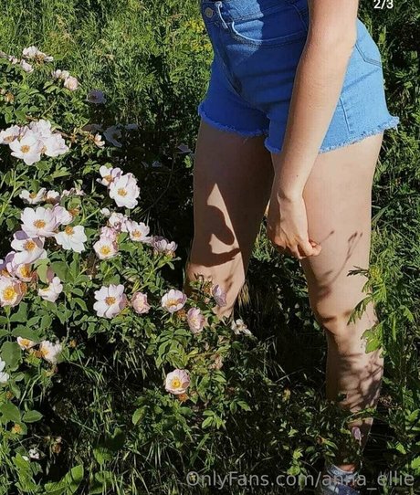 Naakte gelekte OnlyFans-foto van Annaellie
