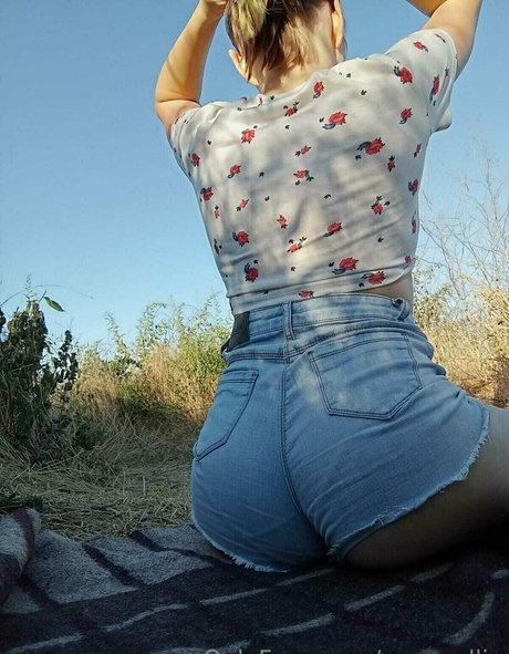Anna_ellie