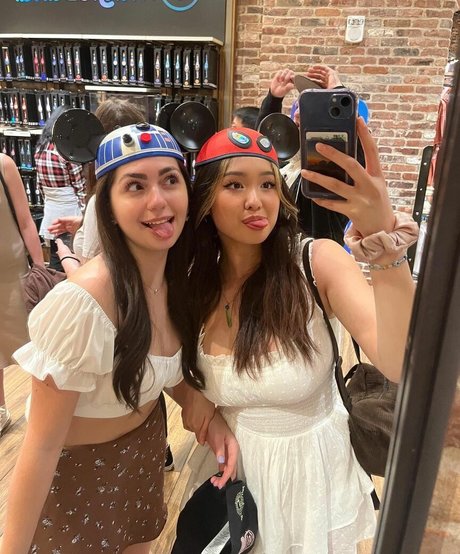 Naakte gelekte OnlyFans-foto van Chaela