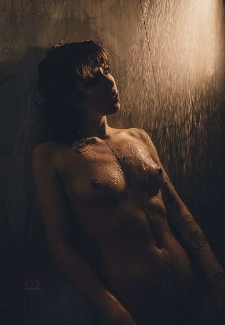 Naakte gelekte OnlyFans-foto van Sweetivyxx
