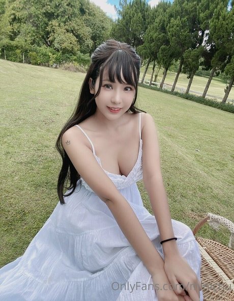 Naakte gelekte OnlyFans-foto van Minichu Thai
