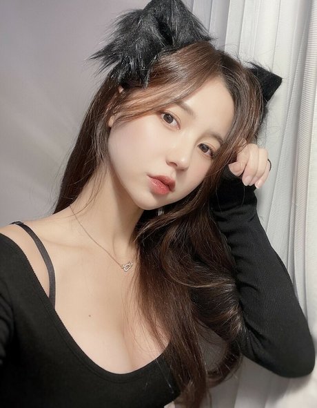 Naakte gelekte OnlyFans-foto van Afreeca 030b1004