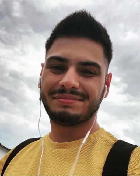 Naakte gelekte OnlyFans-foto van Deiuuuu