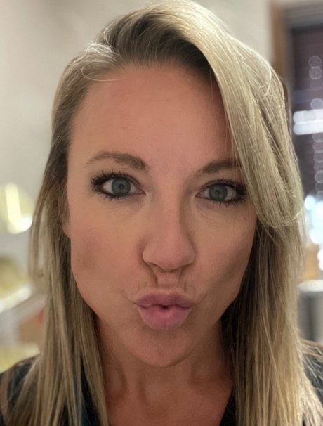 Naakte gelekte OnlyFans-foto van Lexie