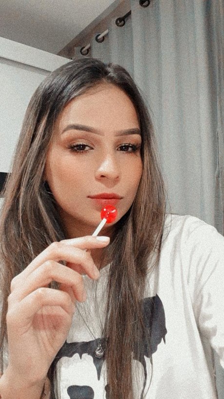 Naakte gelekte OnlyFans-foto van Barbie Brisada