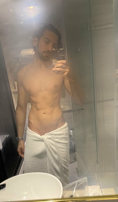 Naakte gelekte OnlyFans-foto van Xzashxfree