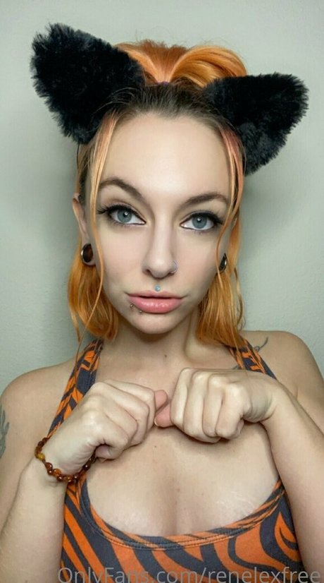 Naakte gelekte OnlyFans-foto van Renelexfree