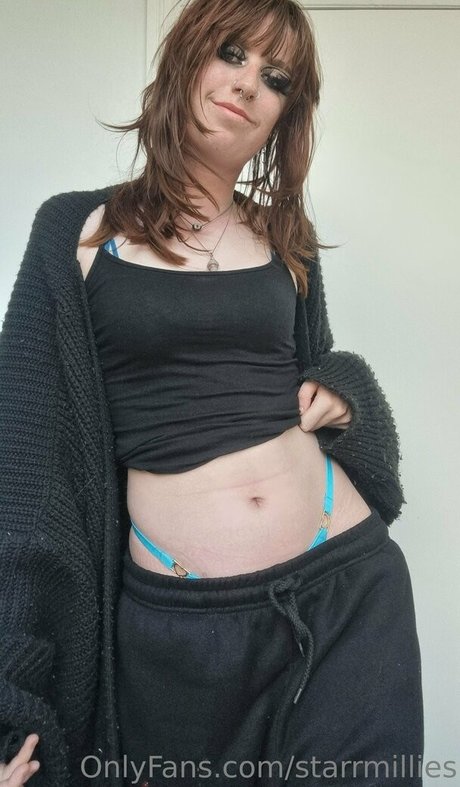Naakte gelekte OnlyFans-foto van Starrmillies