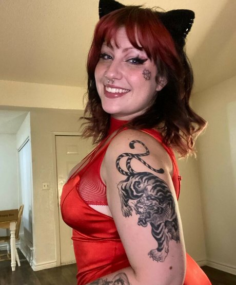 Naakte gelekte OnlyFans-foto van Nek0mama