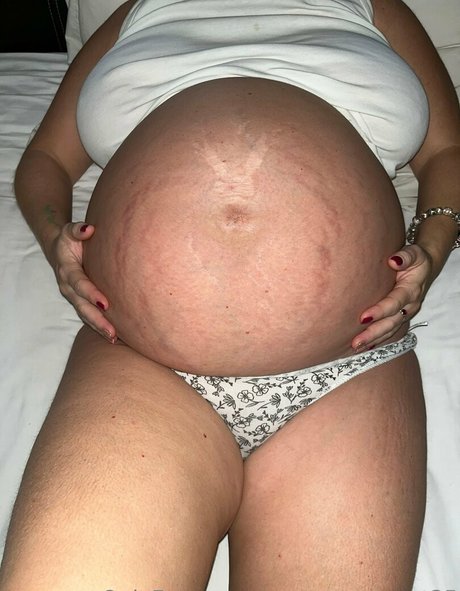 Prettypregnant35