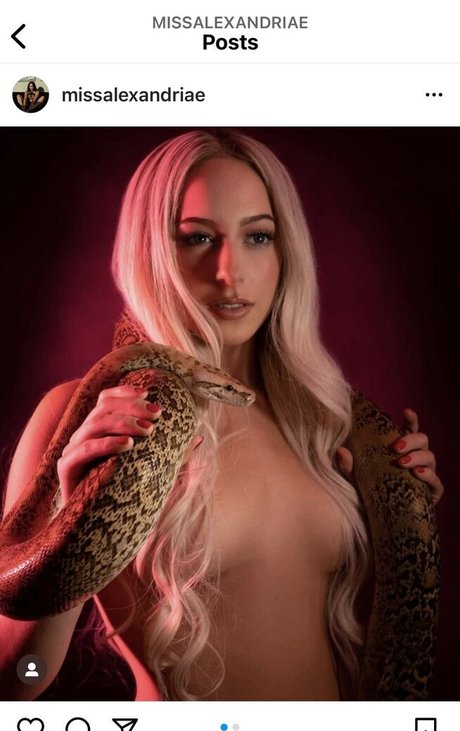 Naakte gelekte OnlyFans-foto van Missmaebaby