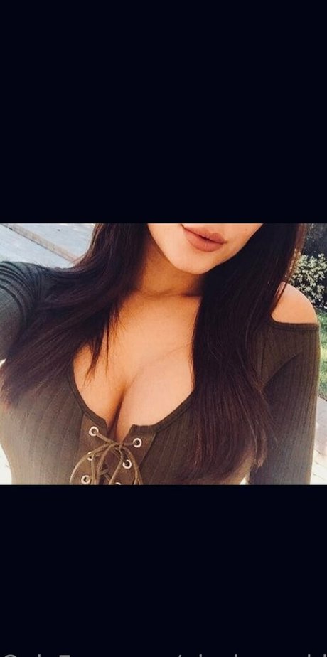 Naakte gelekte OnlyFans-foto van Nicolerocchi