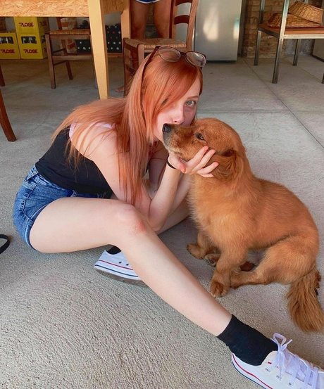 Naakte gelekte OnlyFans-foto van Agnese Innocente