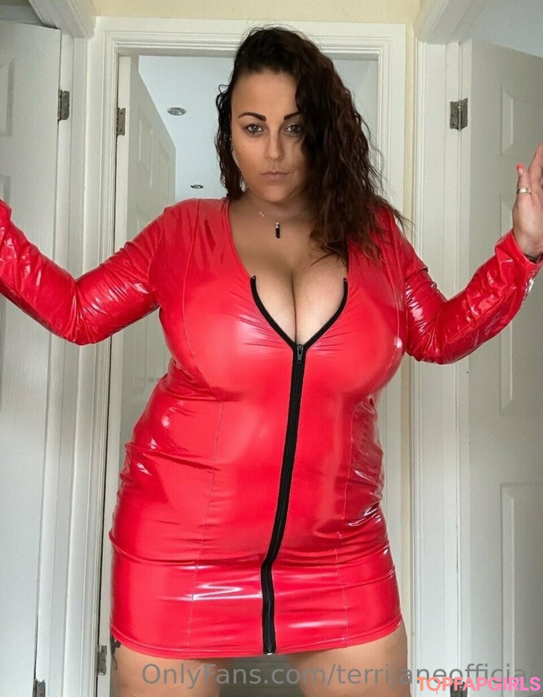 Naakte gelekte OnlyFans-foto van Terrijaneofficial #1268