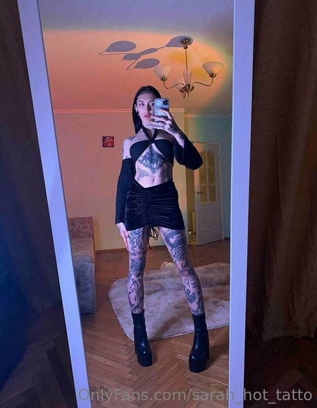 Naakte gelekte OnlyFans-foto van Sarahhottatto