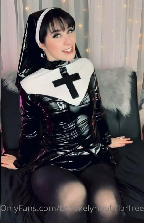 Naakte gelekte OnlyFans-foto van Brookelynnebriarfree