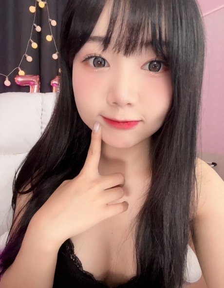 Naakte gelekte OnlyFans-foto van Wngml774