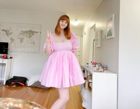 Naakte gelekte OnlyFans-foto van Sarah Z