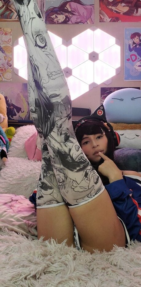 Naakte gelekte OnlyFans-foto van Raynearts