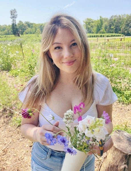 Naakte gelekte OnlyFans-foto van Kendi Ken Asmr
