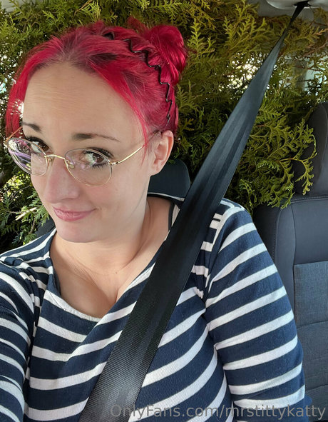 Naakte gelekte OnlyFans-foto van Mrstittykatty