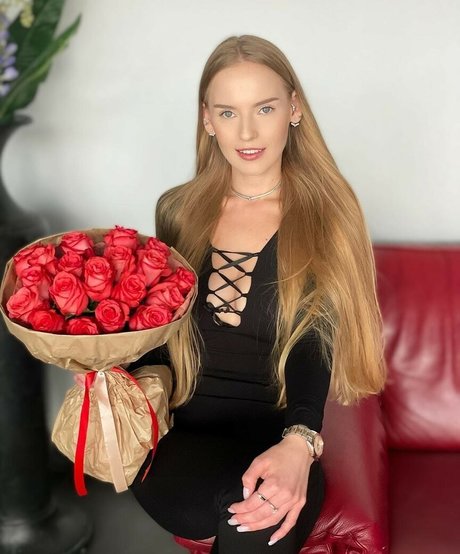 Naakte gelekte OnlyFans-foto van Oksana Neveselaya
