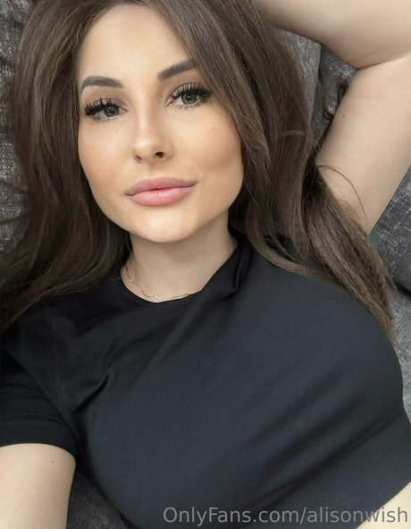 Naakte gelekte OnlyFans-foto van Alisonwish