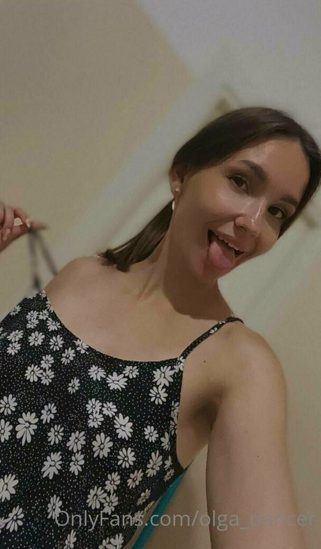 Naakte gelekte OnlyFans-foto van Olgadancer