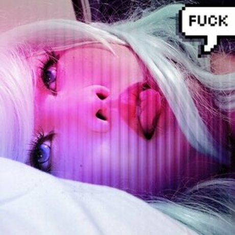Naakte gelekte OnlyFans-foto van Pinkpolaaa