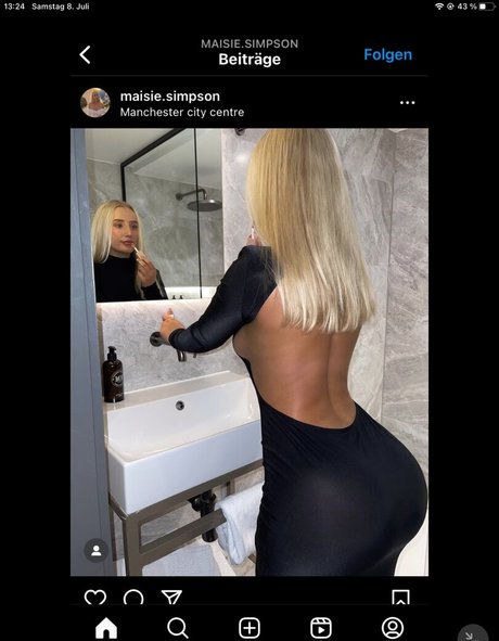 Naakte gelekte OnlyFans-foto van Maisie Simpson