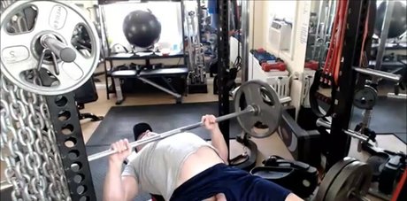 Flexbigmuscle