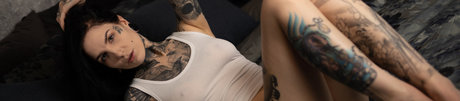 Naakte gelekte OnlyFans-foto van Alice Nord