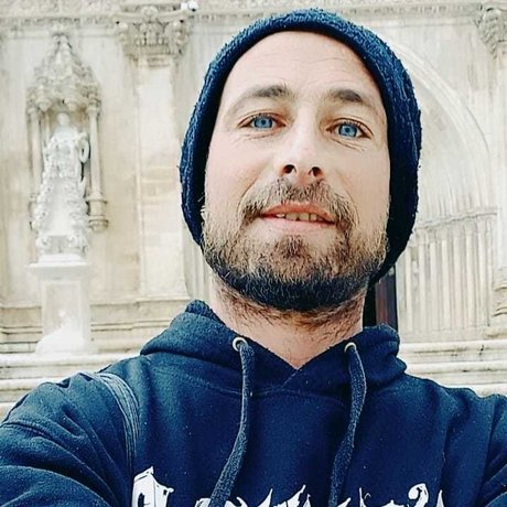 Naakte gelekte OnlyFans-foto van A Guilty Bastard