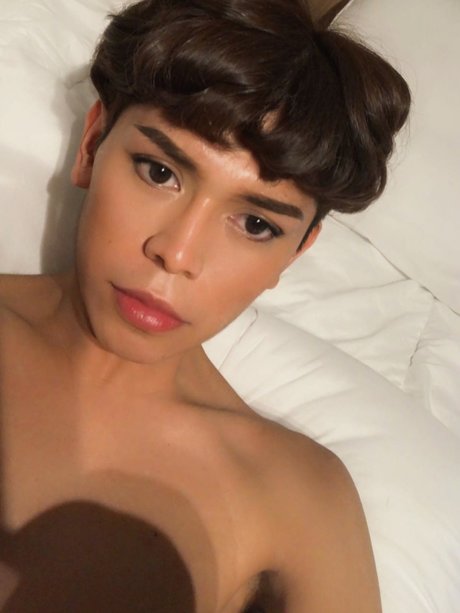 Naakte gelekte OnlyFans-foto van Alonso Torres